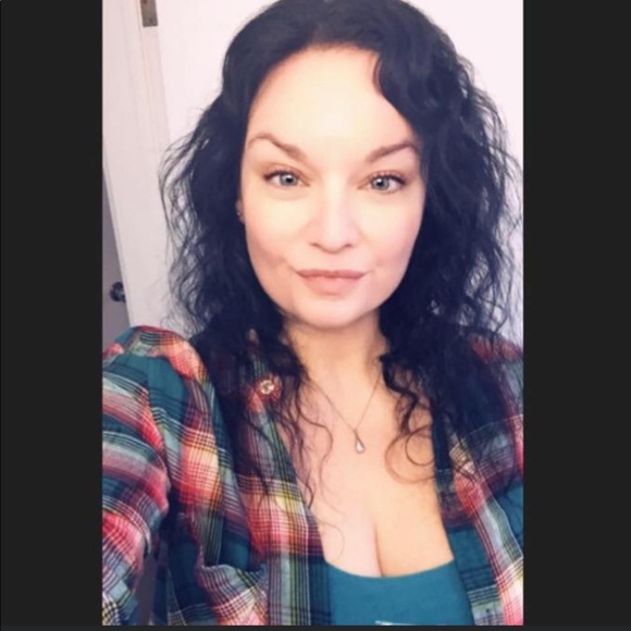 Meet your Posher, Amy - Picture 1 of 1